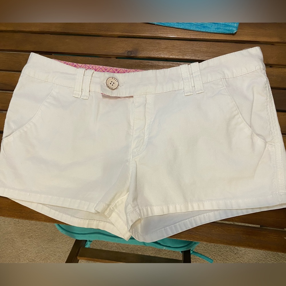 Roxy white shorts size 11
